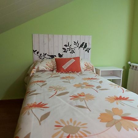 Despertar Con El Sonido De Los Pajaros Villa Melide Bagian luar foto
