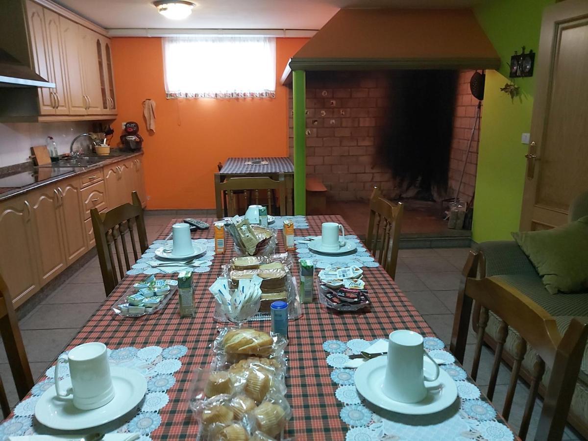 Despertar Con El Sonido De Los Pajaros Villa Melide Bagian luar foto